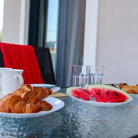 Phos Luxury Apartman