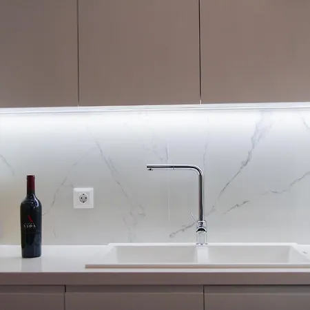 Phos Luxury Apartman *