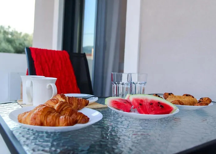 Phos Luxury Апартаменты